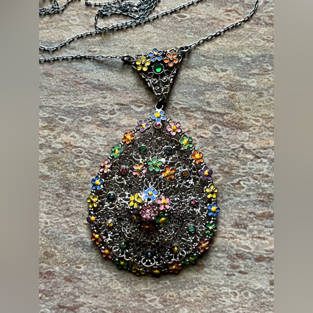 Art Deco Rhodium Plated And Enamel Painted Floral Design LavaliereStyle Necklace - Picture 7 of 16